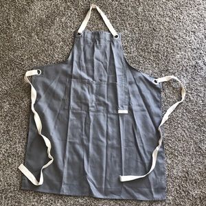 Grove Collaborative apron